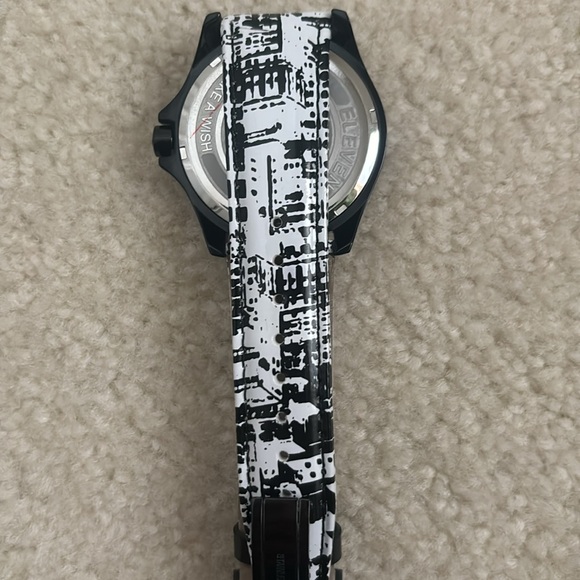 Eleven Eleven Watch interchangeable - Picture 11 of 11